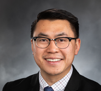 A profile photo of Joe Nguyen, '06