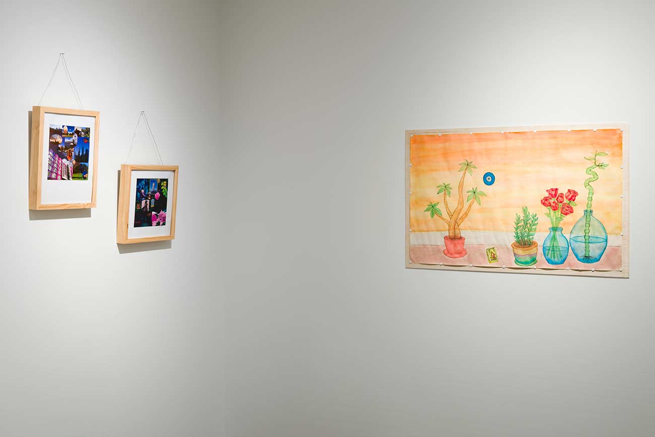 Photo of artwork by SU student Carolyn Estes installed in the Vachon Gallery