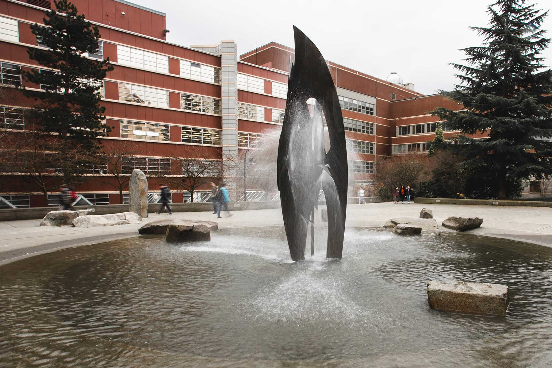 SU Fountain with Bannan and Engineering Buildings in the background