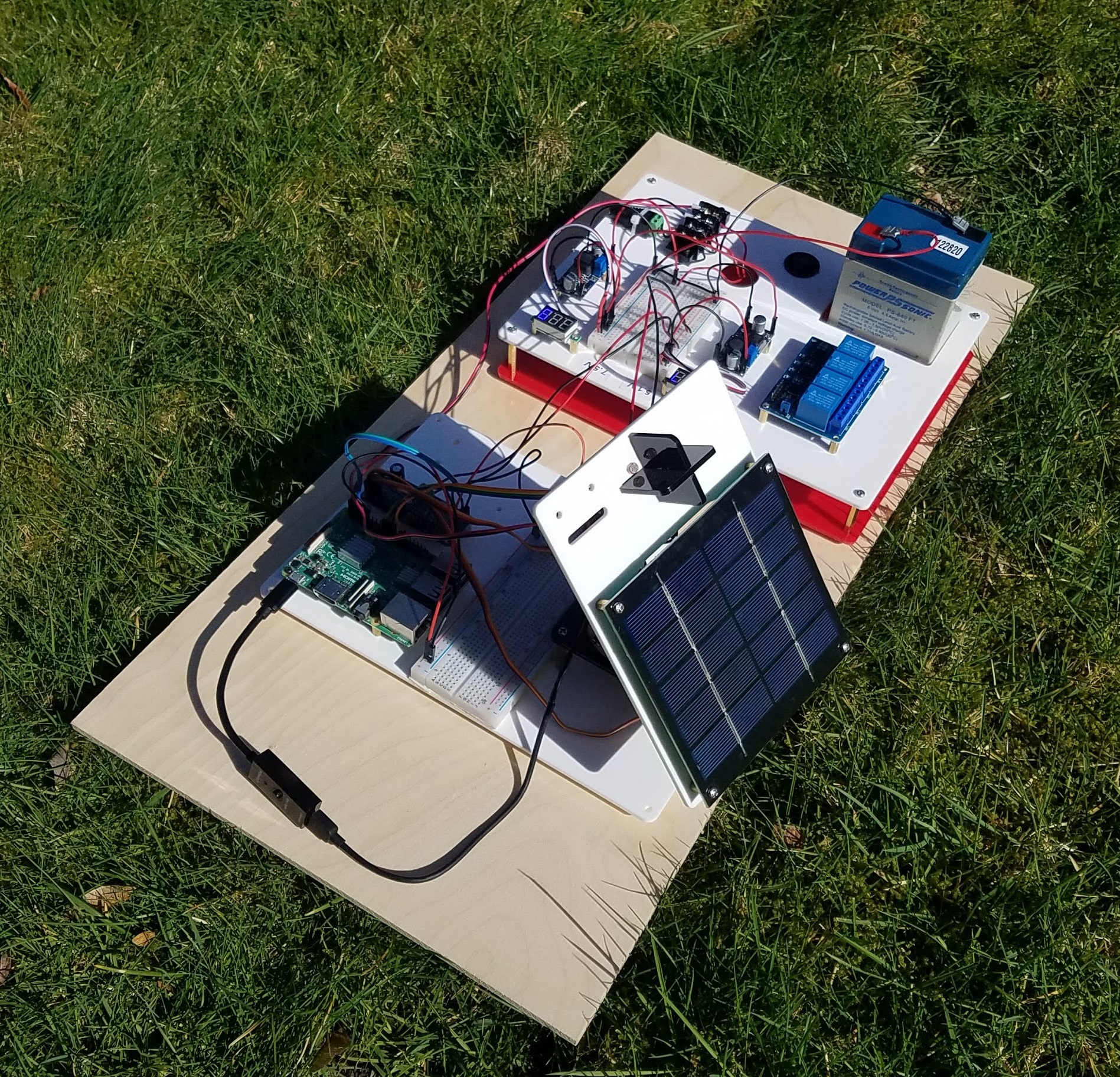 Image of Jr. Project, solar tracker and power control and storage