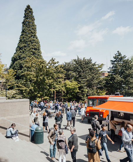 Food truck lunch on the Quad for 2019 Crosscut Festival