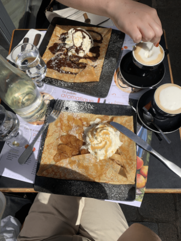 Two dishes of dessert.