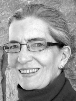 Donna Orange Headshot