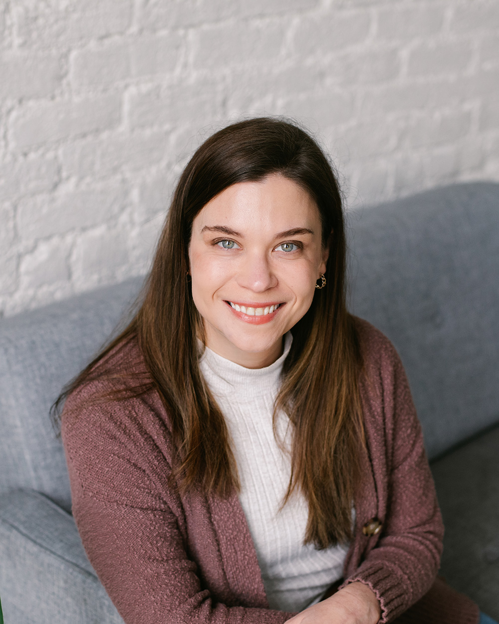 Laura Meader, MA, LICSW | Profiles | Faculty & Staff Directory ...