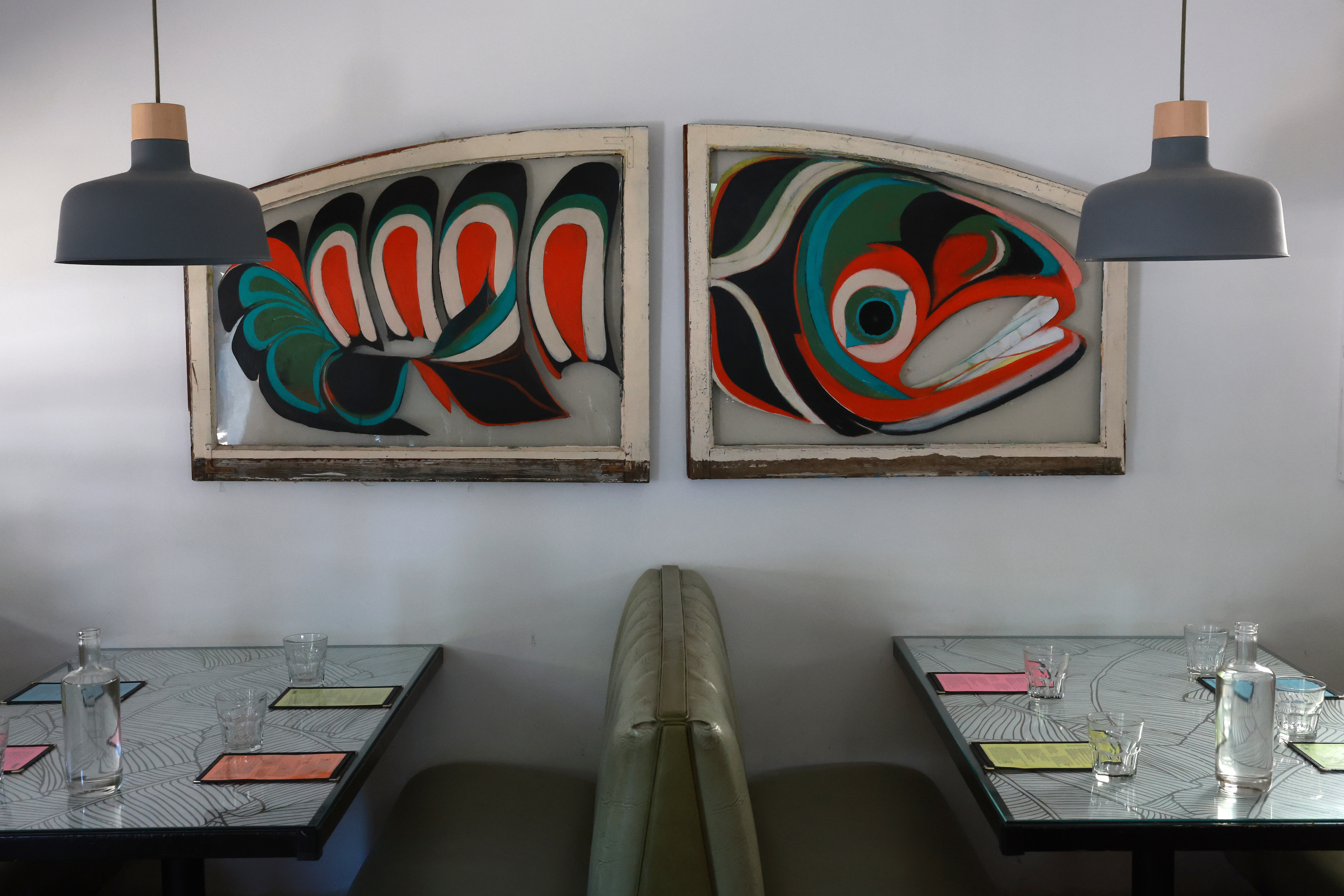 The interior of the restaurant Familyfriend