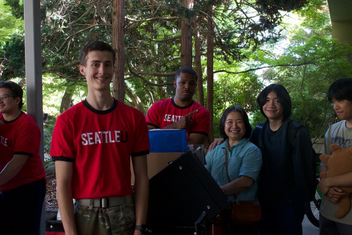 Cadets helping new student families move in
